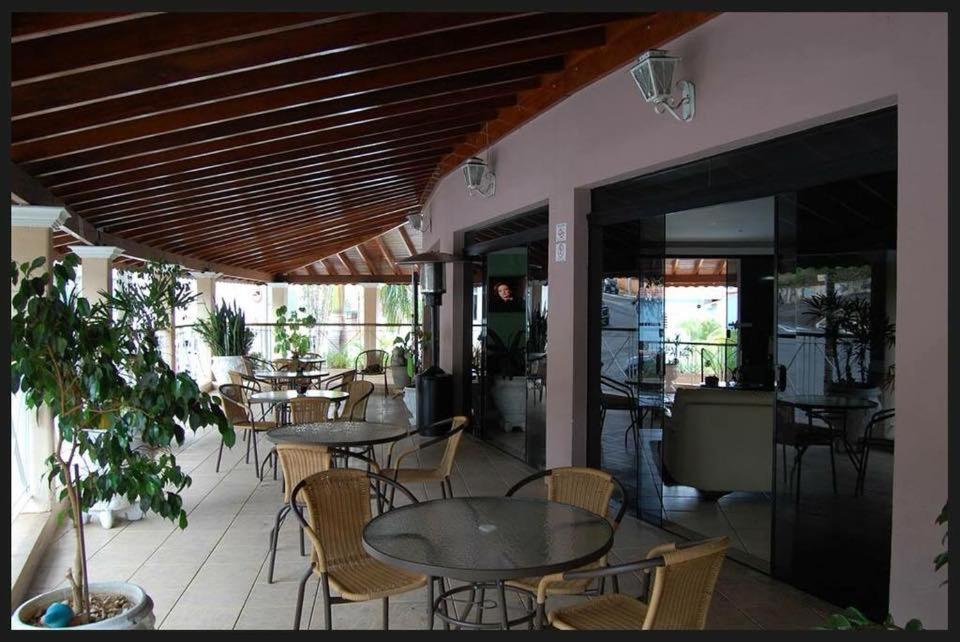 Vitoria Garden Hotel อากวัสจิลิงดอยา ภายนอก รูปภาพ